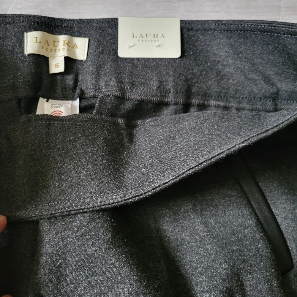Laura Petite Straight  Leg Pull-On Pants with Contrast Trim - Picture 9 of 10